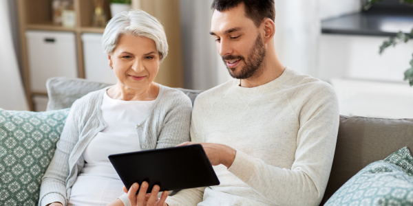 COME SCEGLIERE IL PANNOLONE GIUSTO: GUIDA COMPLETA PER ANZIANI E CAREGIVER